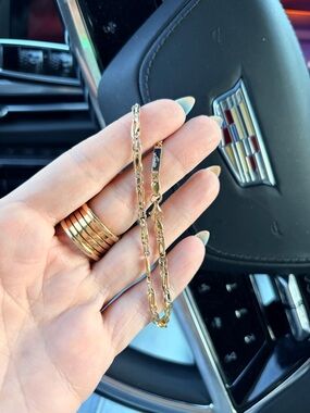 18k solid Gold Link Chain Bracelet - Women's Jewelry 7.5 grams